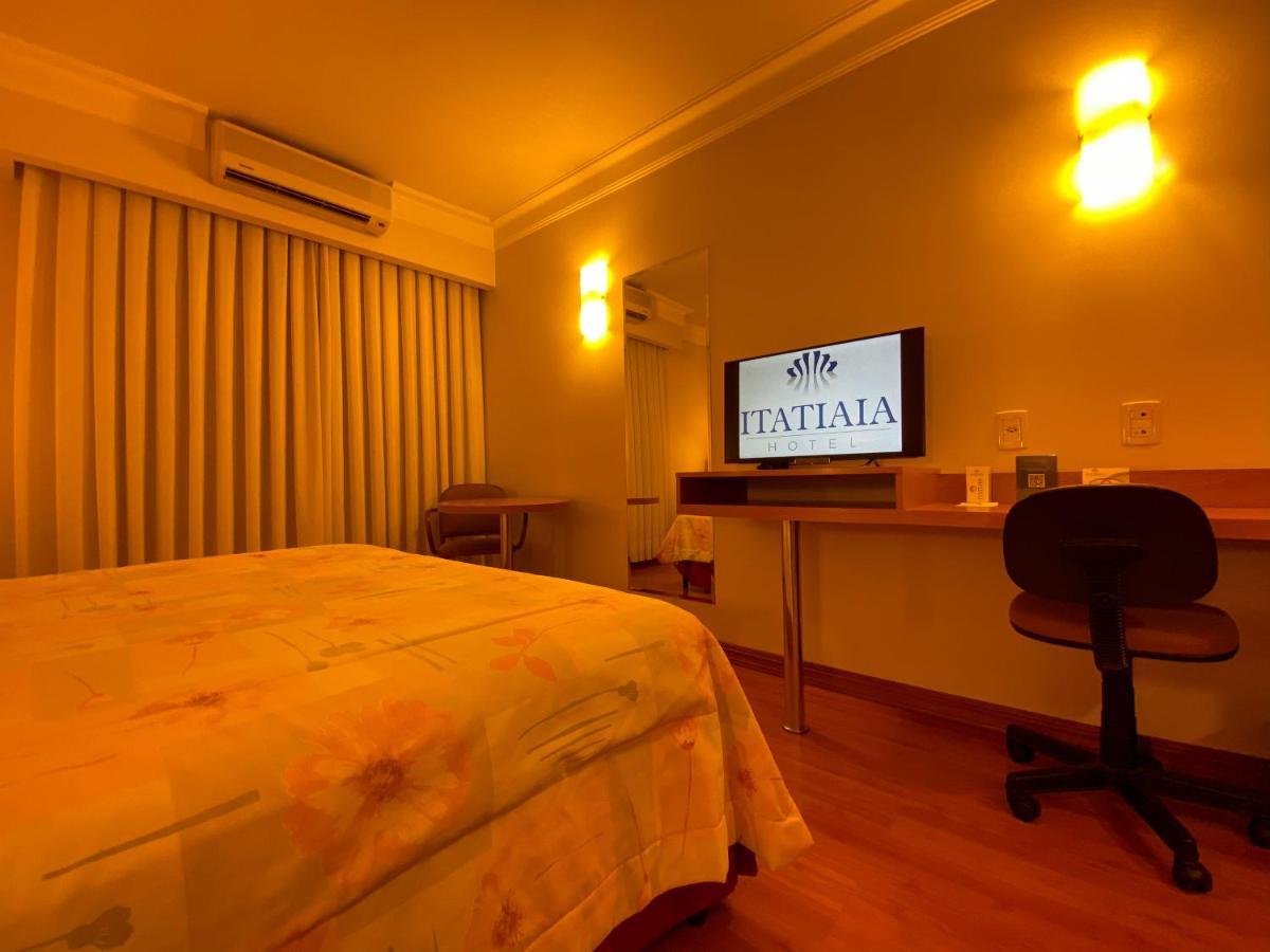Itatiaia Hotel Passo Fundo Bagian luar foto