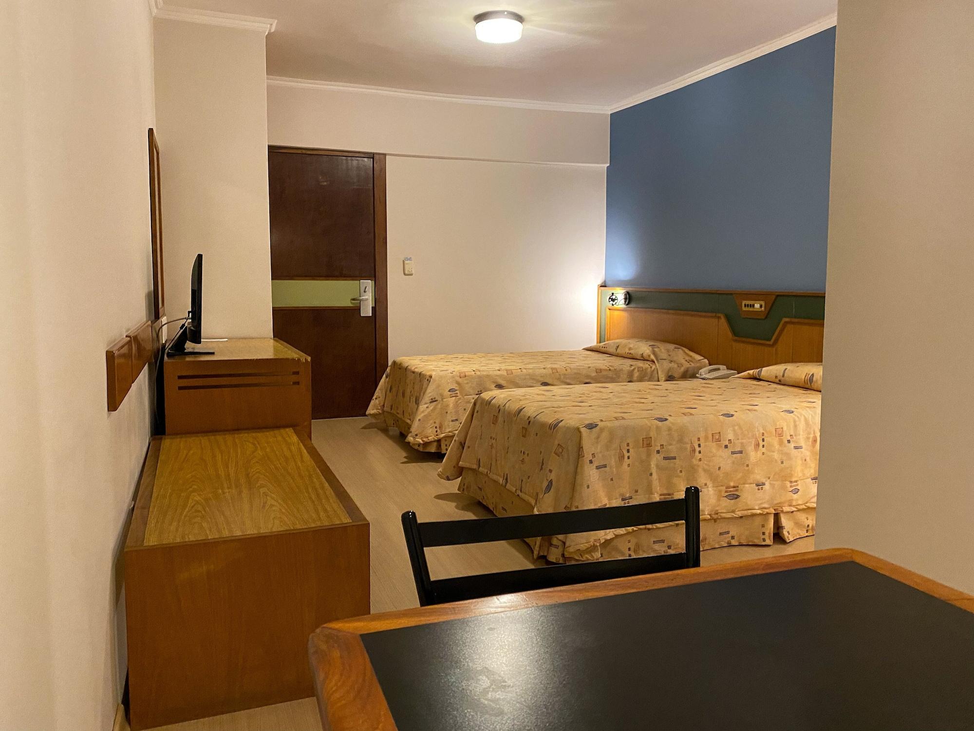 Itatiaia Hotel Passo Fundo Bagian luar foto