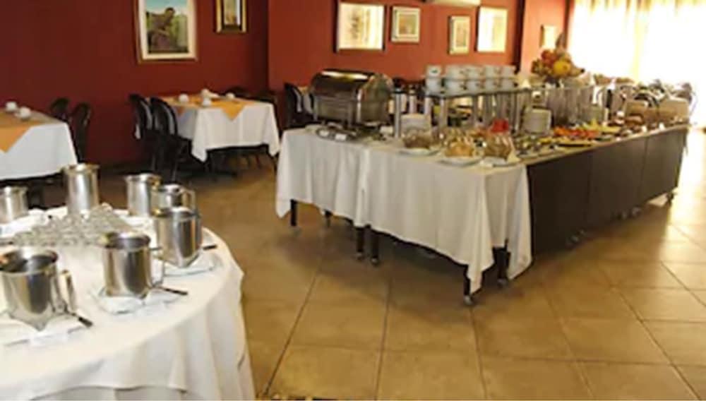 Itatiaia Hotel Passo Fundo Bagian luar foto